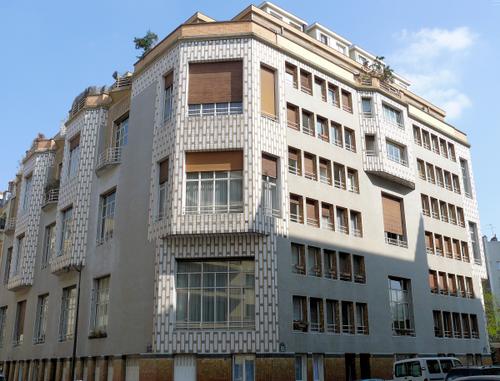 Studio Building