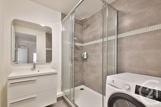 Appartement F4 à vendre - 5 pièces - 127.22 m2 - PARIS - 75016 - ILE-DE-FRANCE - Century 21 Auteuil Immobilier