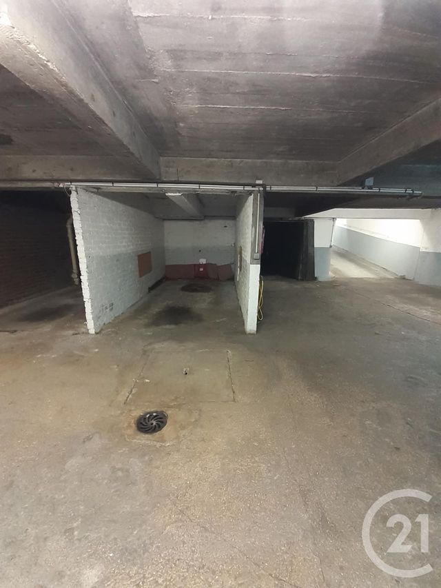parking à louer - 9.89 m2 - PARIS - 75016 - ILE-DE-FRANCE - Century 21 Auteuil Immobilier