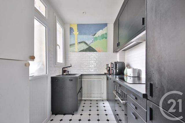 Afficher la photo en grand Appartement F4 à vendre - 4 pièces - 101.11 m2 - PARIS - 75016 - ILE-DE-FRANCE - Century 21 Auteuil Immobilier