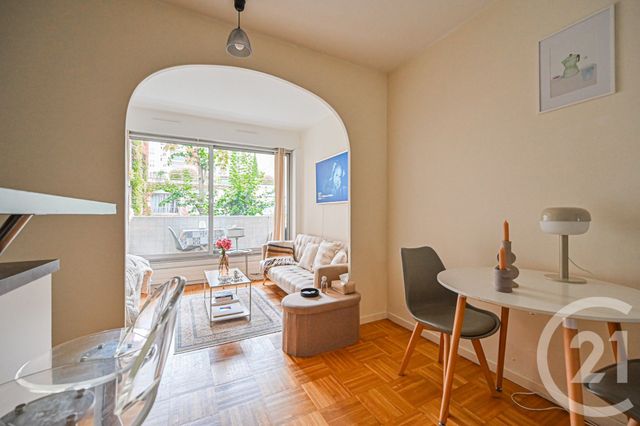 Appartement Studio à vendre - 1 pièce - 33.05 m2 - PARIS - 75016 - ILE-DE-FRANCE - Century 21 Auteuil Immobilier