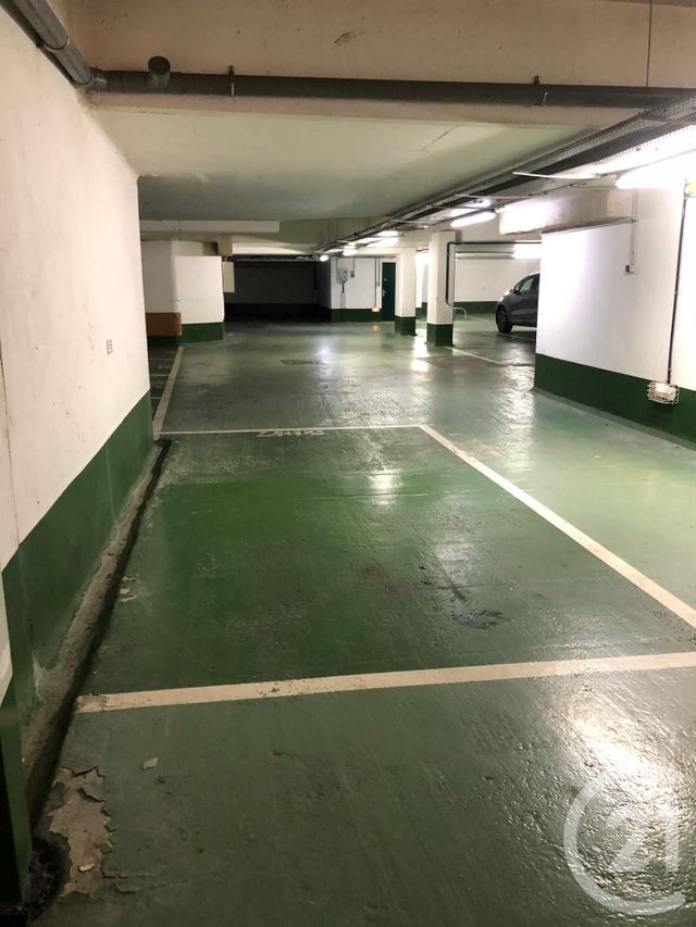 parking à louer - 14.0 m2 - PARIS - 75016 - ILE-DE-FRANCE - Century 21 Auteuil Immobilier