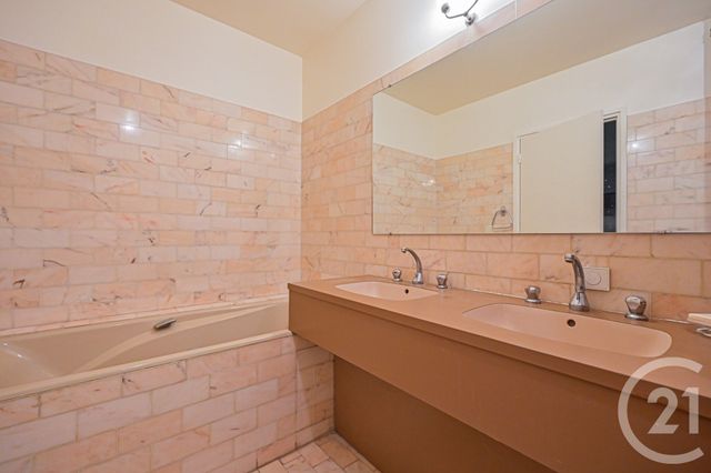 Appartement F4 à vendre - 4 pièces - 97.0 m2 - PARIS - 75016 - ILE-DE-FRANCE - Century 21 Auteuil Immobilier