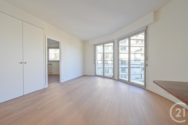 Appartement F1 à louer PARIS
