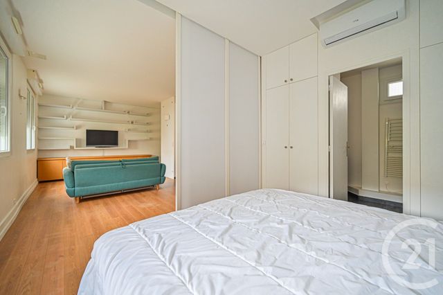 Afficher la photo en grand Appartement F2 à louer - 2 pièces - 42.78 m2 - PARIS - 75016 - ILE-DE-FRANCE - Century 21 Auteuil Immobilier