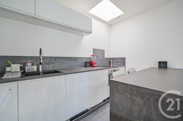 Afficher la photo en grand Appartement F2 à louer - 2 pièces - 42.78 m2 - PARIS - 75016 - ILE-DE-FRANCE - Century 21 Auteuil Immobilier