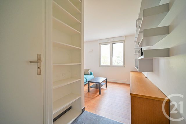 Afficher la photo en grand Appartement F2 à louer - 2 pièces - 42.78 m2 - PARIS - 75016 - ILE-DE-FRANCE - Century 21 Auteuil Immobilier