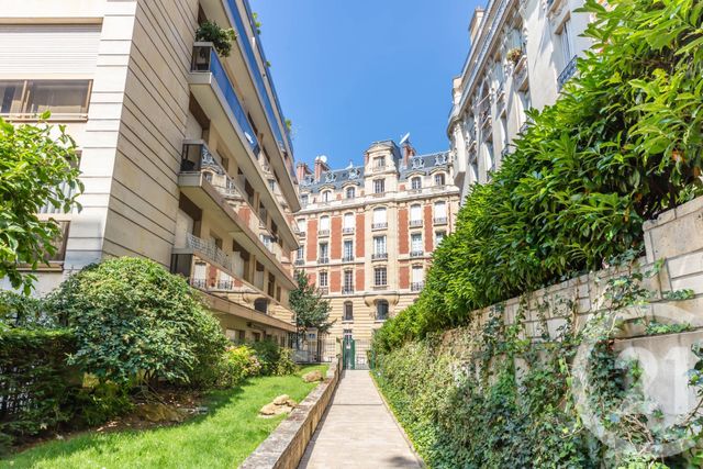 Appartement Studio à louer - 1 pièce - 37.0 m2 - PARIS - 75016 - ILE-DE-FRANCE - Century 21 Auteuil Immobilier