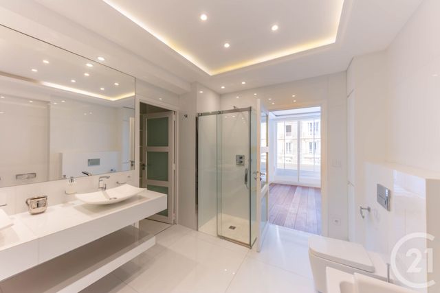 Appartement F3 à vendre - 3 pièces - 115.78 m2 - PARIS - 75016 - ILE-DE-FRANCE - Century 21 Auteuil Immobilier