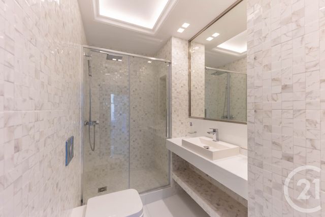 Appartement F3 à vendre - 3 pièces - 115.78 m2 - PARIS - 75016 - ILE-DE-FRANCE - Century 21 Auteuil Immobilier