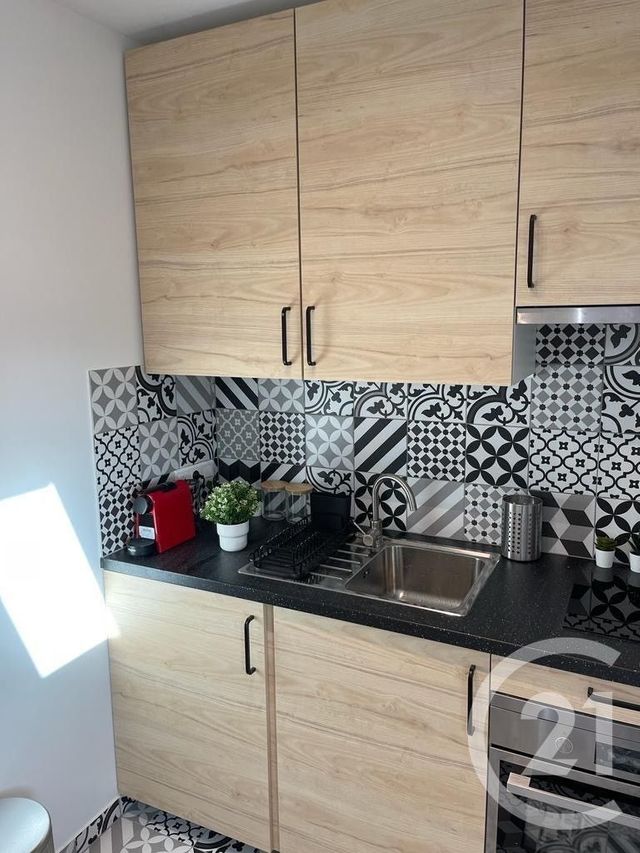 Appartement F1 à louer - 1 pièce - 25.62 m2 - PARIS - 75016 - ILE-DE-FRANCE - Century 21 Auteuil Immobilier