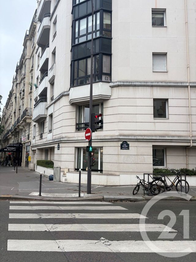 parking à louer - 22.0 m2 - PARIS - 75016 - ILE-DE-FRANCE - Century 21 Auteuil Immobilier