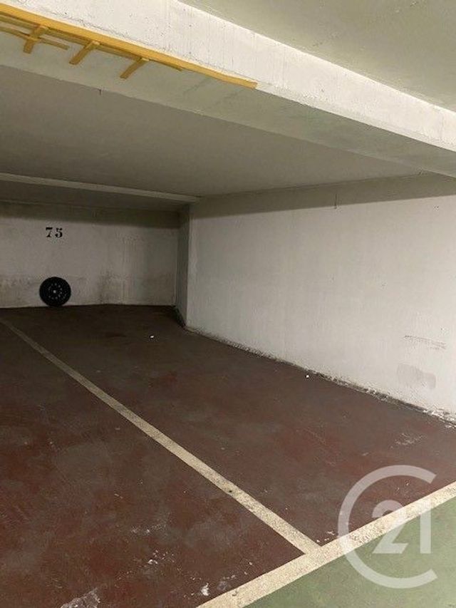 parking à louer - 22.0 m2 - PARIS - 75016 - ILE-DE-FRANCE - Century 21 Auteuil Immobilier