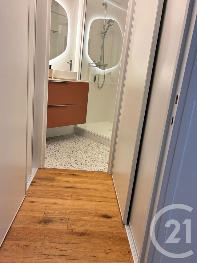 Appartement F2 à louer - 2 pièces - 50.65 m2 - PARIS - 75016 - ILE-DE-FRANCE - Century 21 Auteuil Immobilier