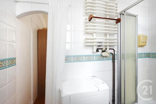 Appartement F2 à louer - 2 pièces - 42.0 m2 - PARIS - 75016 - ILE-DE-FRANCE - Century 21 Auteuil Immobilier