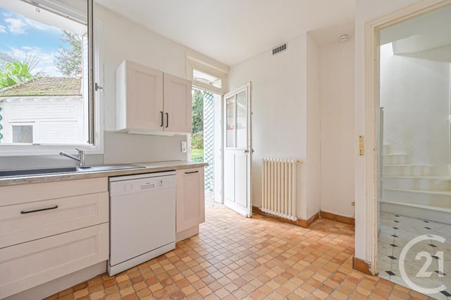 maison à louer - 7 pièces - 155.77 m2 - ST CLOUD - 92 - ILE-DE-FRANCE - Century 21 Auteuil Immobilier