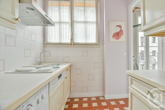 Appartement F2 à louer - 2 pièces - 37.68 m2 - PARIS - 75016 - ILE-DE-FRANCE - Century 21 Auteuil Immobilier