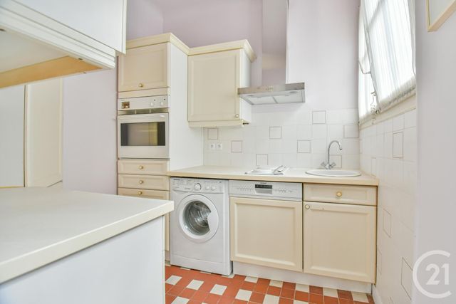 Appartement F2 à louer - 2 pièces - 37.68 m2 - PARIS - 75016 - ILE-DE-FRANCE - Century 21 Auteuil Immobilier