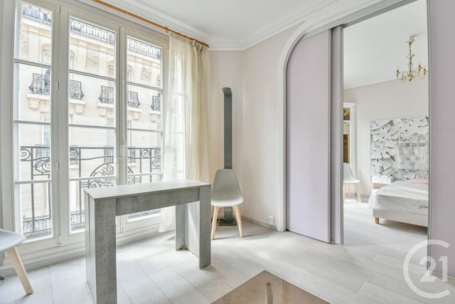 Appartement F2 à louer - 2 pièces - 37.68 m2 - PARIS - 75016 - ILE-DE-FRANCE - Century 21 Auteuil Immobilier