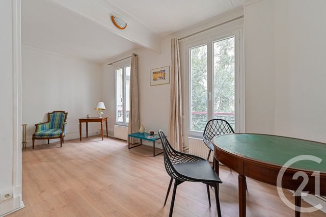 Appartement F3 à louer - 3 pièces - 55.24 m2 - PARIS - 75007 - ILE-DE-FRANCE - Century 21 Auteuil Immobilier