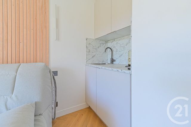 Appartement Studio à louer - 1 pièce - 14.79 m2 - PARIS - 75016 - ILE-DE-FRANCE - Century 21 Auteuil Immobilier