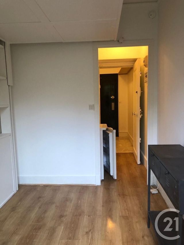Appartement Studio à louer - 1 pièce - 12.16 m2 - PARIS - 75016 - ILE-DE-FRANCE - Century 21 Auteuil Immobilier