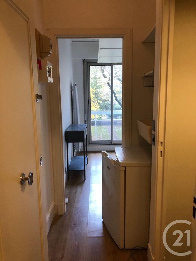 Appartement Studio à louer - 1 pièce - 12.16 m2 - PARIS - 75016 - ILE-DE-FRANCE - Century 21 Auteuil Immobilier