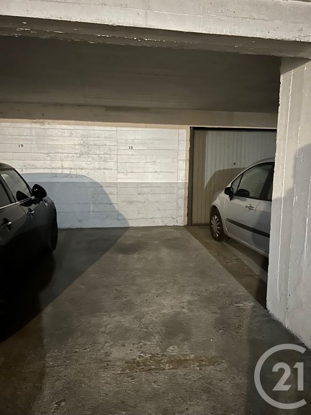 parking à louer - 11.5 m2 - PARIS - 75016 - ILE-DE-FRANCE - Century 21 Auteuil Immobilier