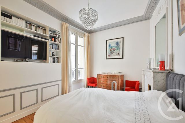 Appartement F4 à vendre - 4 pièces - 83.04 m2 - PARIS - 75016 - ILE-DE-FRANCE - Century 21 Auteuil Immobilier