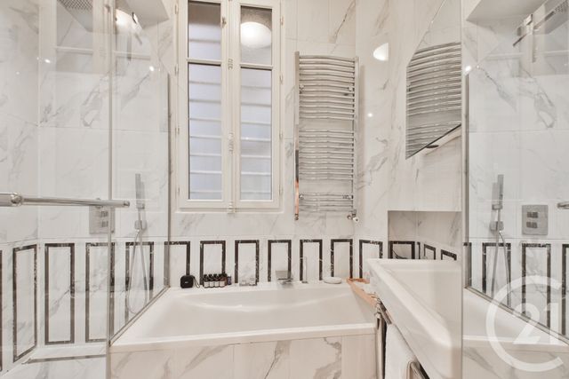 Appartement F4 à vendre - 4 pièces - 83.04 m2 - PARIS - 75016 - ILE-DE-FRANCE - Century 21 Auteuil Immobilier
