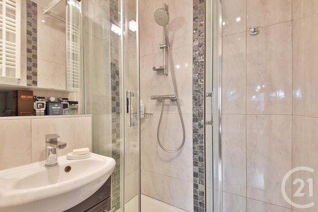 Appartement F5 à vendre - 4 pièces - 101.03 m2 - PARIS - 75016 - ILE-DE-FRANCE - Century 21 Auteuil Immobilier