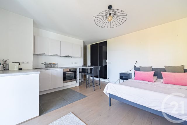 Appartement Studio à louer - 1 pièce - 31.76 m2 - PARIS - 75016 - ILE-DE-FRANCE - Century 21 Auteuil Immobilier