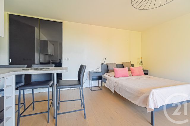 Appartement Studio à louer - 1 pièce - 31.76 m2 - PARIS - 75016 - ILE-DE-FRANCE - Century 21 Auteuil Immobilier
