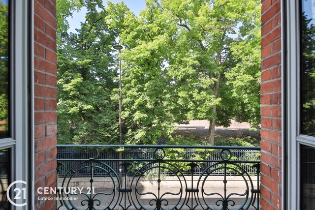 Afficher la photo en grand maison à vendre - 7 pièces - 200.0 m2 - PARIS - 75014 - ILE-DE-FRANCE - Century 21 Auteuil Immobilier