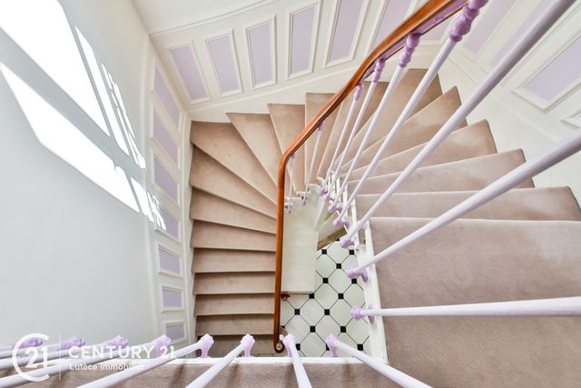 Afficher la photo en grand maison à vendre - 7 pièces - 200.0 m2 - PARIS - 75014 - ILE-DE-FRANCE - Century 21 Auteuil Immobilier