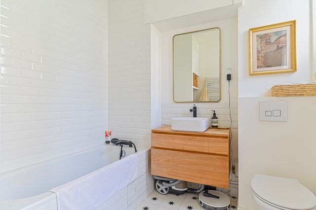 Appartement F2 à louer - 2 pièces - 40.35 m2 - PARIS - 75016 - ILE-DE-FRANCE - Century 21 Auteuil Immobilier