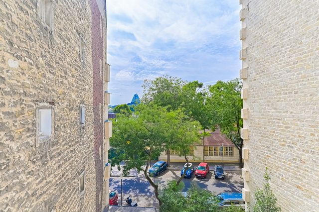 Appartement F2 à louer - 2 pièces - 40.35 m2 - PARIS - 75016 - ILE-DE-FRANCE - Century 21 Auteuil Immobilier